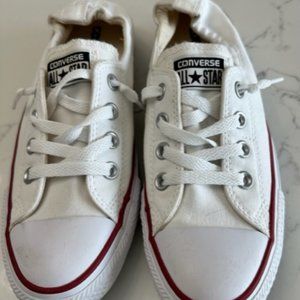•	Converse Women's Chuck Taylor All Star Shoreline Slip On Sneaker Size 8 White